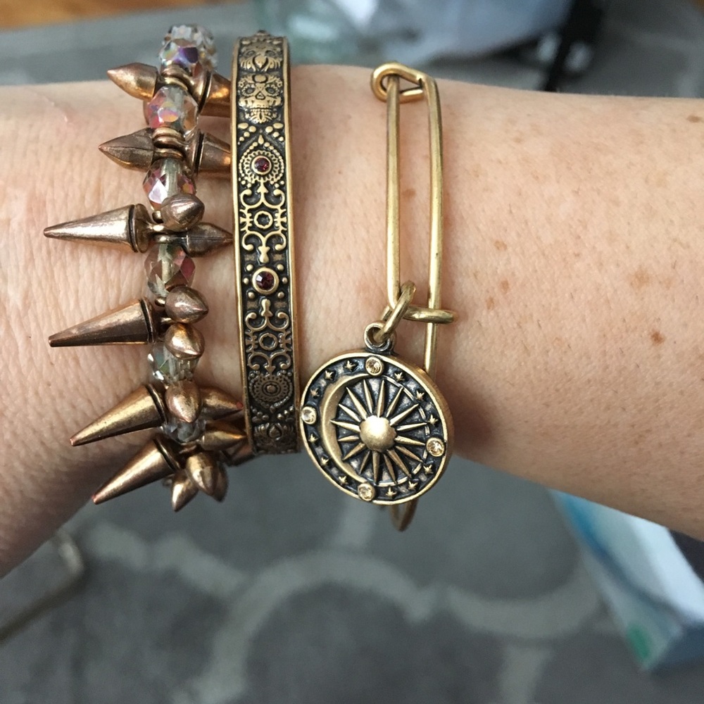 Alex and Ani Cosmic Balance charm, beaded and cuff - Picture 4 of 4